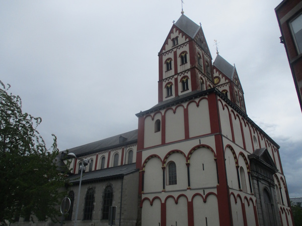 Kirche Saint-Barthélemy